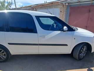 2009 Skoda Roomster I, белый, 650000 рублей, вид 5
