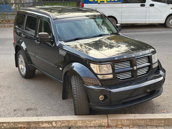 2008 Dodge Nitro, чёрный, 1350000 рублей - вид 10