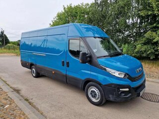 2018 Iveco Daily, синий, 2880000 рублей, вид 1