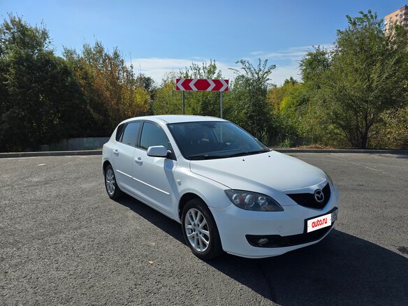 2008 Mazda 3 I (BK) Рестайлинг, белый, 650000 рублей - вид 2