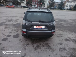 2011 Mitsubishi Outlander II Рестайлинг, серый, 900000 рублей, вид 4