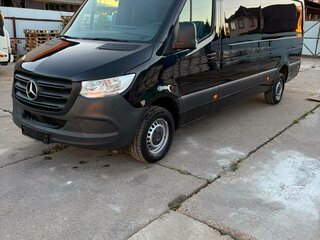 2023 Mercedes-Benz Sprinter, чёрный, 5700000 рублей, вид 2