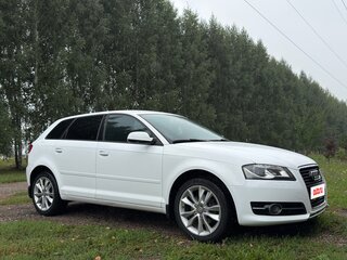 2011 Audi A3 II (8P) Рестайлинг 2, белый, 890000 рублей, вид 3