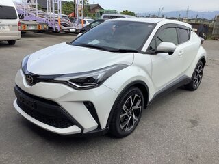2020 Toyota C-HR I Рестайлинг, белый, 2300000 рублей, вид 1