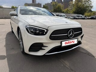 2022 Mercedes-Benz E-Класс 450 V (W213, S213, C238) Рестайлинг, белый, 6200000 рублей, вид 3