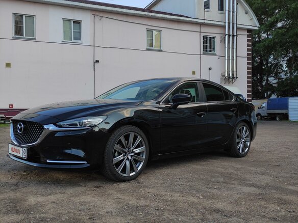 2019 Mazda 6 III (GJ) Рестайлинг 2, чёрный, 2050000 рублей - вид 1