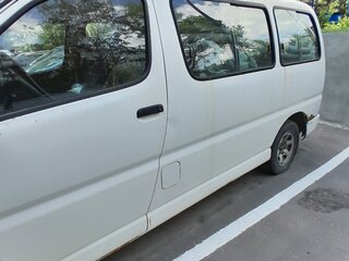 2002 Toyota HiAce XH10, белый, 350000 рублей, вид 4