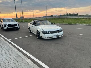 2002 Nissan Laurel VIII (C35), белый, 650000 рублей, вид 3