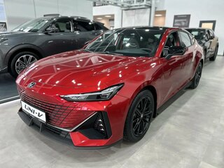 2025 Changan UNI-V I, красный, 3479900 рублей, вид 2