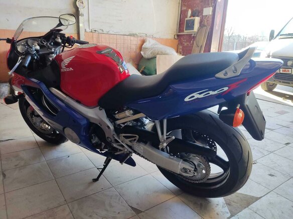 2000 Honda CBR 600F, красный, 450000 рублей - вид 4