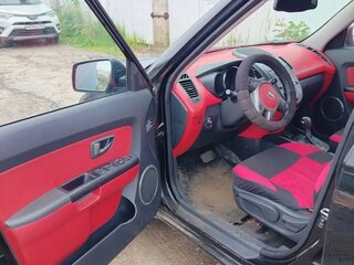 2010 Kia Soul I, чёрный, 680000 рублей, вид 5