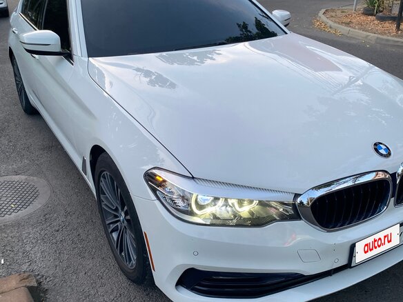 2018 BMW 5 серии 530i VII (G30/G31/G38), белый, 3170000 рублей - вид 4