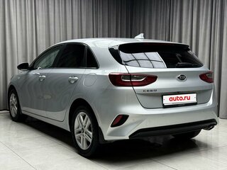 2021 Kia Ceed III, серебристый, 1759000 рублей, вид 4