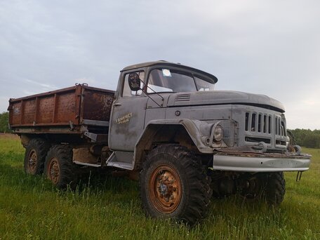 1985 ЗИЛ 131, красный, 330000 рублей, вид 1