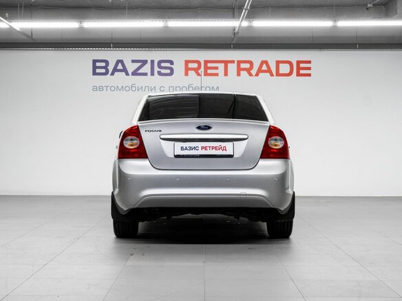2010 Ford Focus II Рестайлинг, серебристый - вид 5