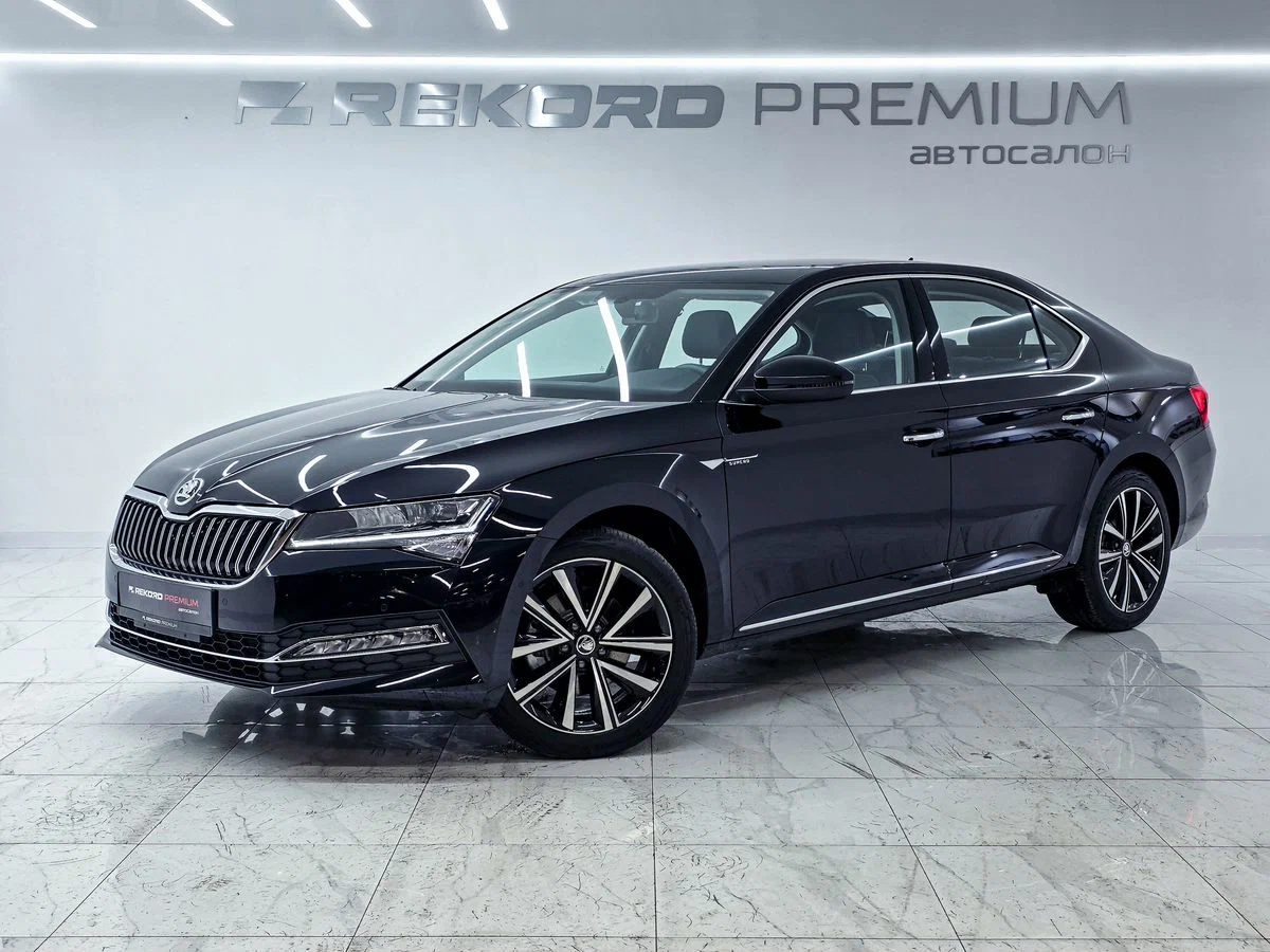 Открыть фотографии: Skoda Superb III Рестайлинг