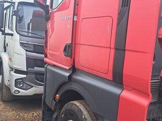 2021 MAN TGX, красный, 7708000 рублей, вид 3