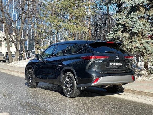 2026 Toyota Highlander IV (XU70), чёрный, 5299000 рублей - вид 2