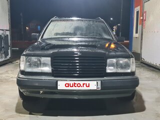 1988 Mercedes-Benz W124 300, чёрный, 280000 рублей, вид 1