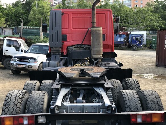 2007 Iveco Trakker, красный, 1700000 рублей - вид 10