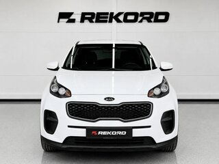 2018 Kia Sportage IV, белый, 1649000 рублей, вид 5