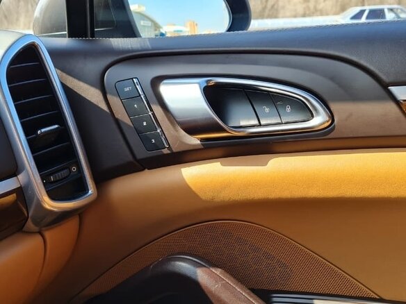 2013 Porsche Cayenne II (958), коричневый - вид 25