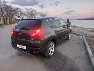 2011 Peugeot 3008 I, коричневый, 800000 рублей, вид 4