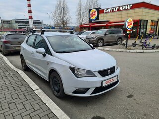2012 SEAT Ibiza IV Рестайлинг, белый, 750000 рублей, вид 3