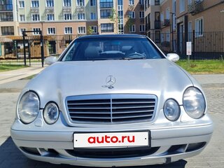 1999 Mercedes-Benz CLK-Класс 200 I (W208) Рестайлинг, серебристый, 690000 рублей, вид 2