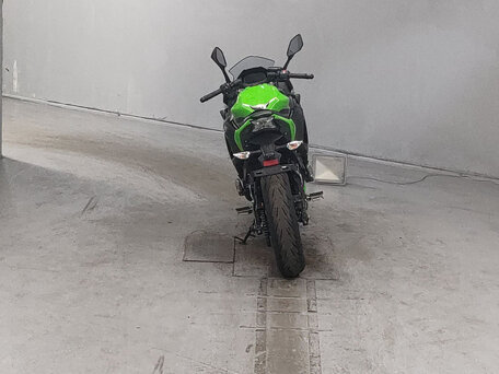 2020 Kawasaki Ninja 650, зелёный, 750000 рублей, вид 4