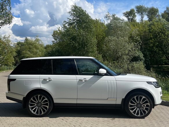 2013 Land Rover Range Rover IV, белый, 6000000 рублей - вид 4