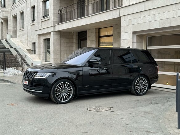 2018 Land Rover Range Rover Long IV Рестайлинг, чёрный, 8000000 рублей - вид 10