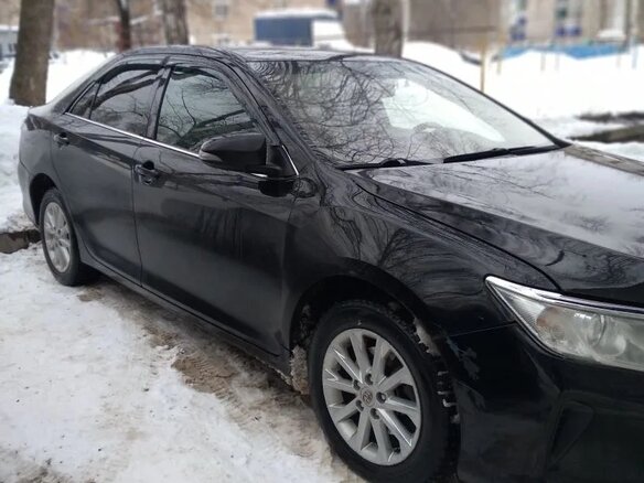 2016 Toyota Camry VII (XV50) Рестайлинг, чёрный, 1500000 рублей - вид 2