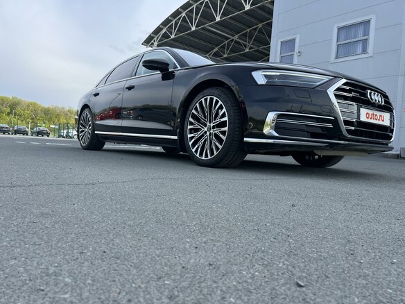 2019 Audi A8 Long 55 TFSI IV (D5), чёрный, 4750000 рублей - вид 10