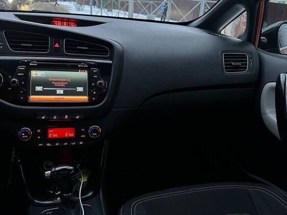 2013 Kia Ceed II, оранжевый, 1000000 рублей - вид 7