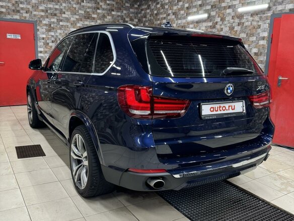 2014 BMW X5 35i III (F15), синий, 2790000 рублей - вид 12