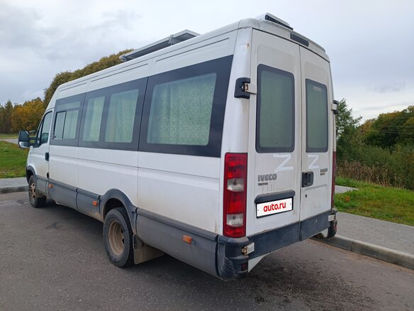2011 Iveco Daily, белый, 1100000 рублей - вид 4