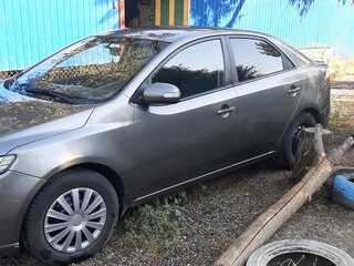 2009 Kia Cerato 5-speed II, серый, 920000 рублей, вид 5