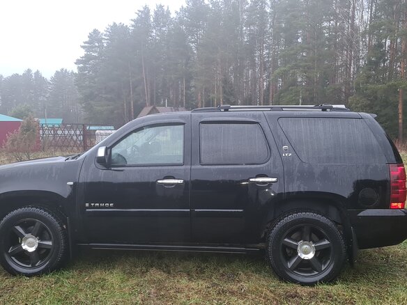 2008 Chevrolet Tahoe III, чёрный, 2350000 рублей - вид 7