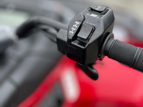 2024 BRP Can-Am Outlander Max DPS 700, красный, 1153000 рублей - вид 9