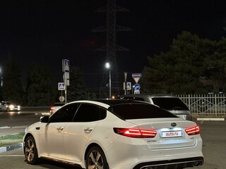 2017 Kia Optima IV, белый, 2150000 рублей, вид 3