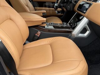 2020 Land Rover Range Rover IV Рестайлинг, белый, 13200000 рублей, вид 4