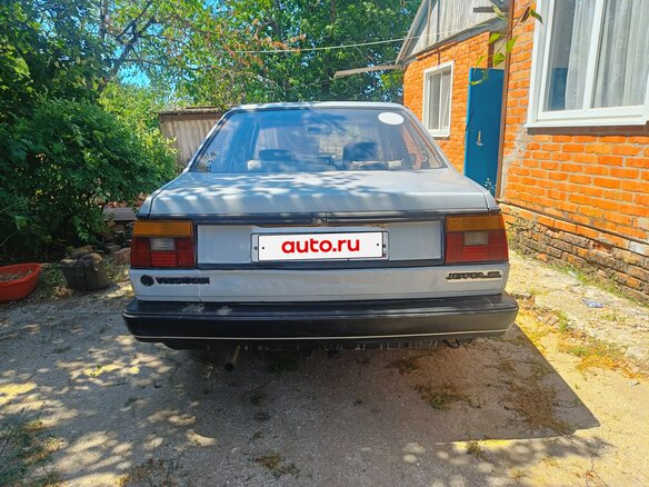 1986 Volkswagen Jetta II, серебристый, 120000 рублей - вид 3