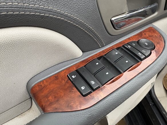 2006 Chevrolet Avalanche II, чёрный - вид 16