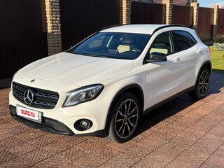 2019 Mercedes-Benz GLA 200 I (X156) Рестайлинг, белый, 2220000 рублей, вид 3