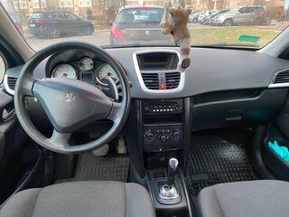 2009 Peugeot 207 I, серебристый, 456488 рублей, вид 3