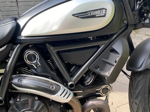 2020 Ducati Scrambler 800, серебристый, 920000 рублей - вид 31