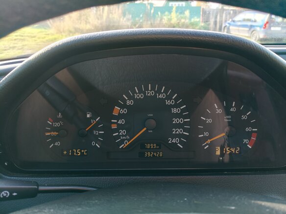 2000 Mercedes-Benz C-Класс 180 I (W202) Рестайлинг, чёрный, 300000 рублей - вид 29