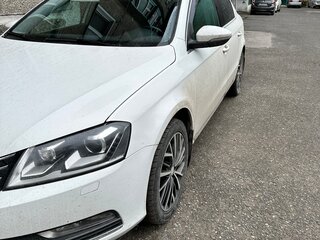 2011 Volkswagen Passat B7, белый, 1180000 рублей, вид 1