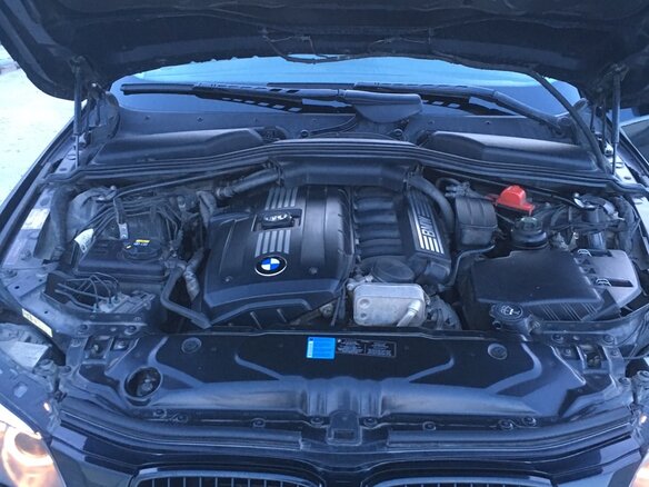 2009 BMW 5 серии 530xi V (E60/E61) Рестайлинг, чёрный, 2000000 рублей - вид 15